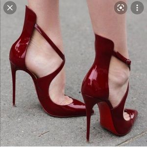 Louboutin Marlenarock. Blood REd / CHerry patent leather point toe shoes